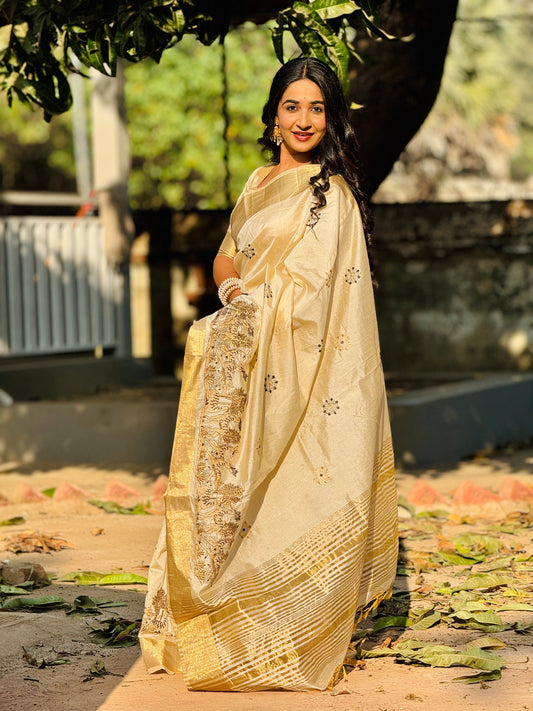 Royal Gleam Banarasi  Saree