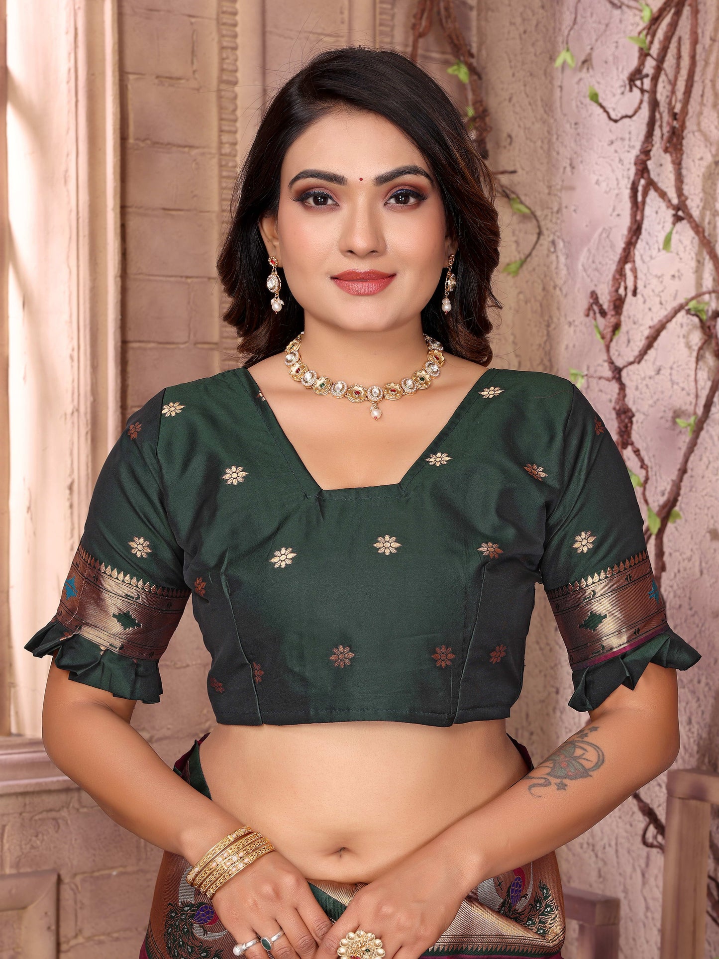 Peacock Nazaakat Paithani