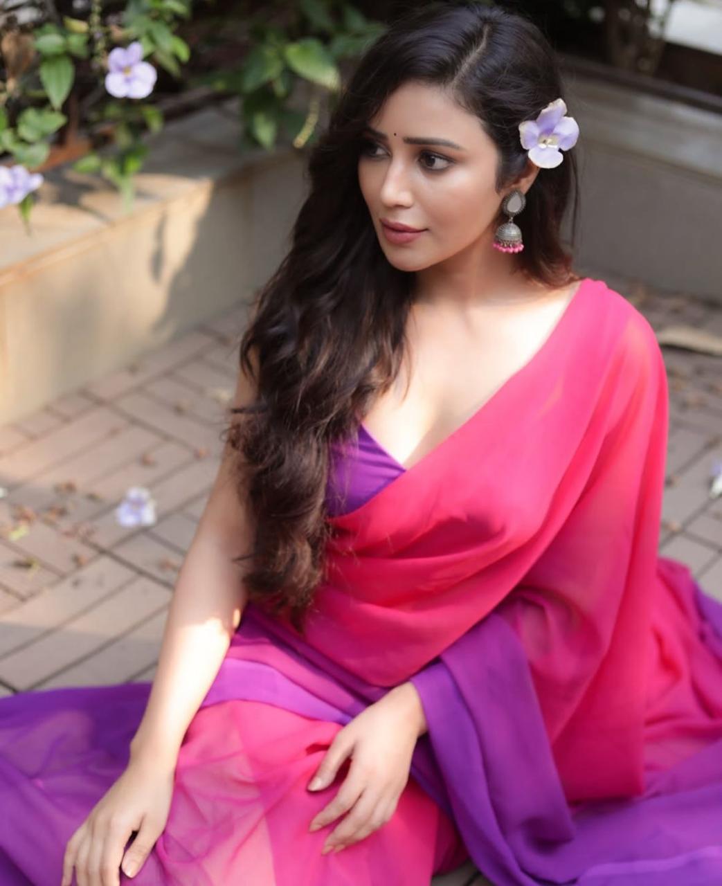 Soft Organza Dual Shade Saree in Pink and Purple